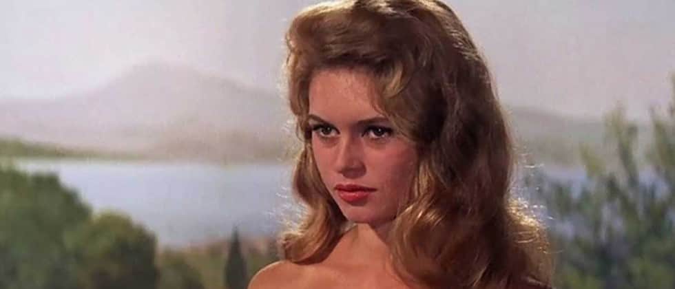 И Бог создал женщину