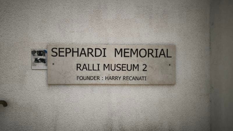 В пятницу мы чудесно посидели на крыше, и даже погодка не подвела, и там же девчонки предложили съез