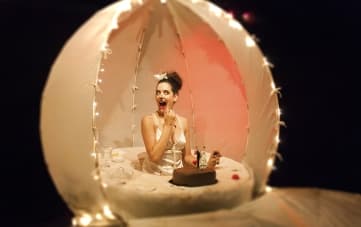 Play: The Woman Who Breathed Too Much (21:00)